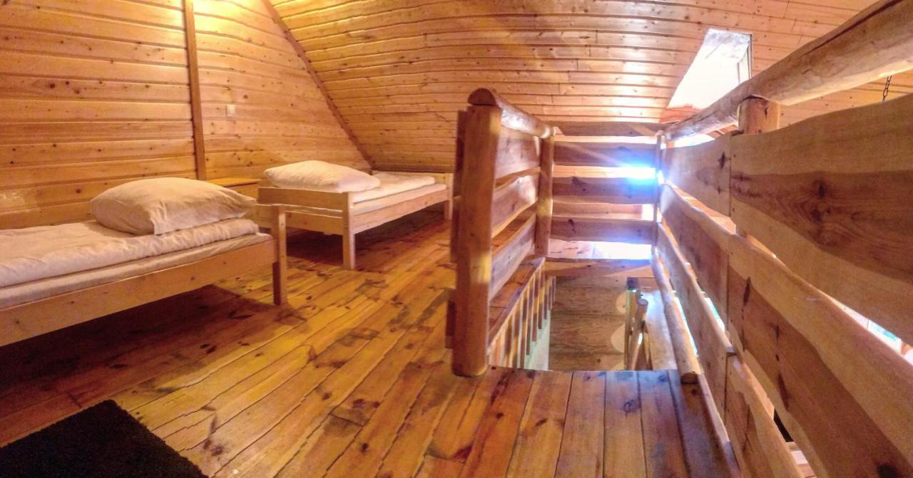 Hotel Pod Koziorozcami Trzebiechow Exterior foto